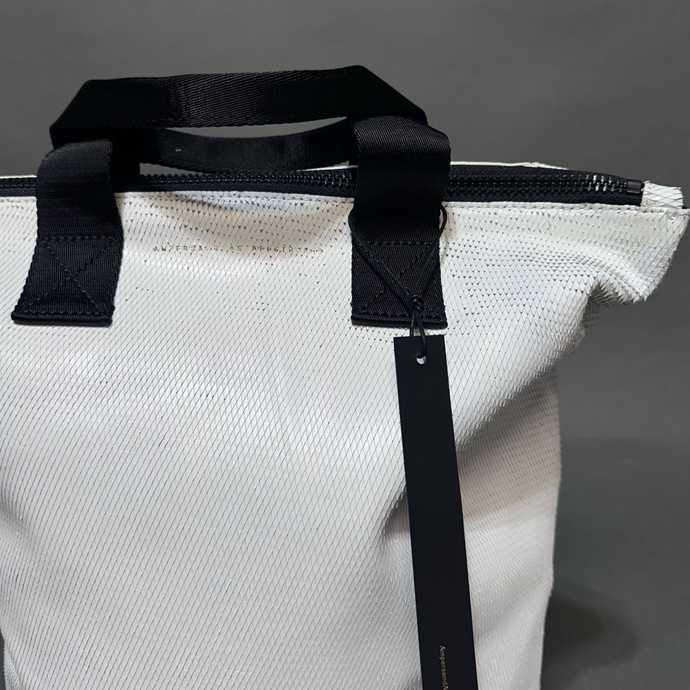 AMPERSAND AS APOSTROPHE Unisex Leather Large Backpack-Tote In Cats Pajamas NWT - Picture 4 of 12